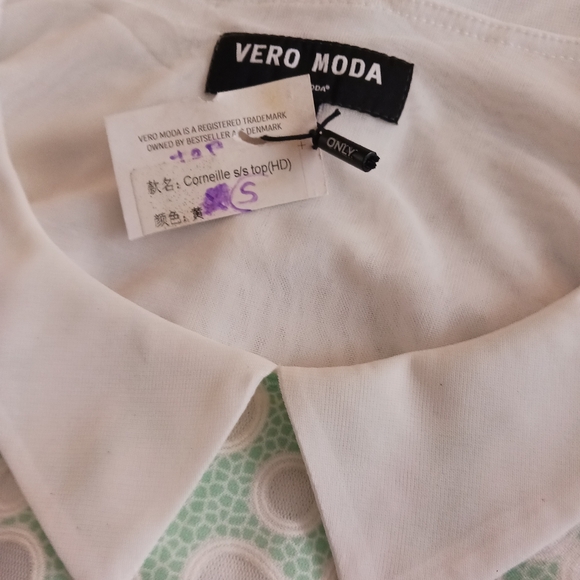 Y2K Moda top sz.S abstract flowers, Light green and white nwt - Picture 3 of 7